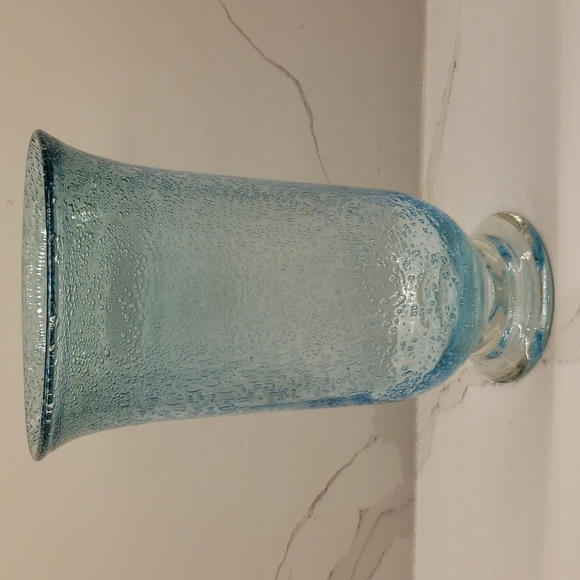 𝅺large glass vase light blue bubbles 10"h x 6"diam. - Picture 3 of 10